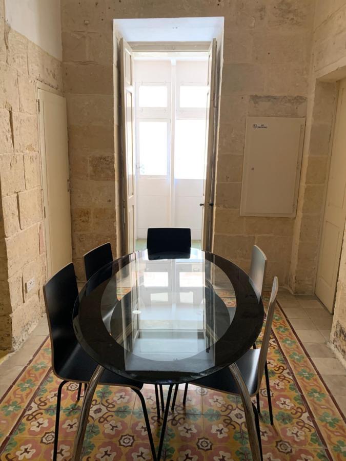 2 Bedroom Apartment In The Centre Of Valletta Kültér fotó